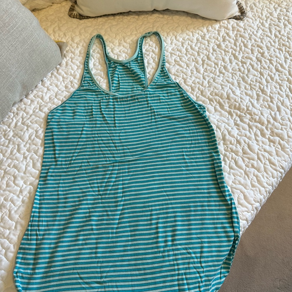 Lululemon tank razor back